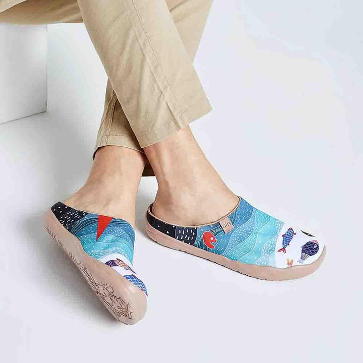 Happy Fish Men Slipper