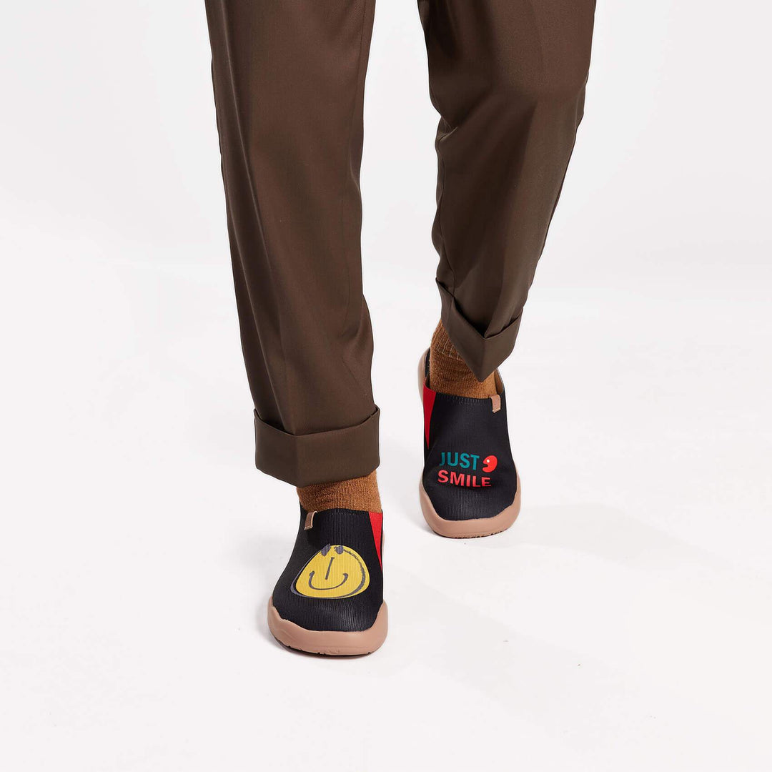 Smiley Black Knitted Men