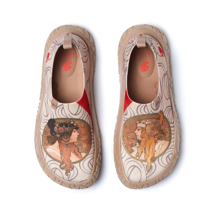 Alphonse Mucha Brunette & Blonde Toledo IV Women